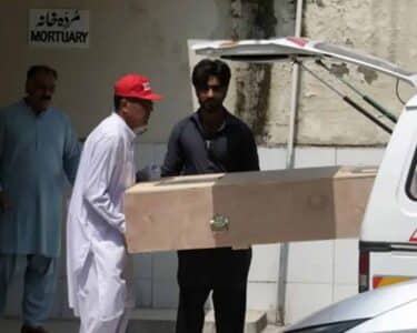 لاشیں