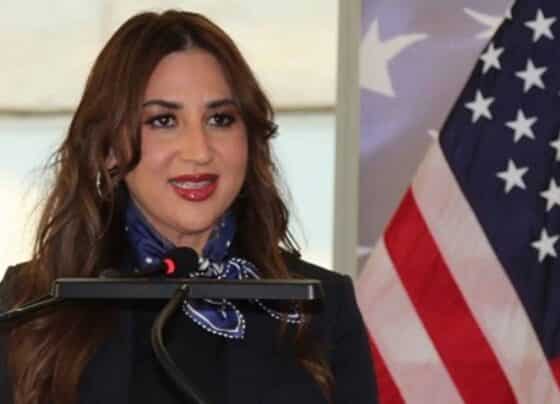 نیٹلی بیکر