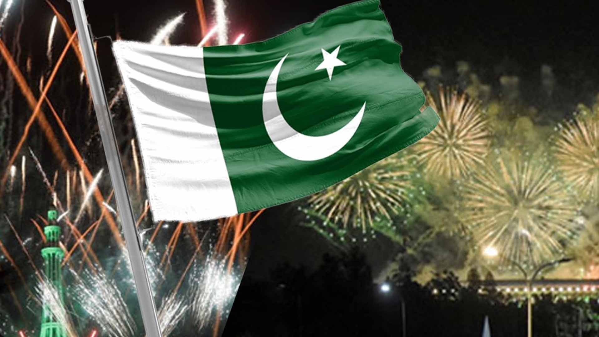 پاکستان کا 79واں یوم آزادی، ملک بھر میں جشن، یادگارِ فتح پر سبز ہلالی پرچم لہرا دیا گیا