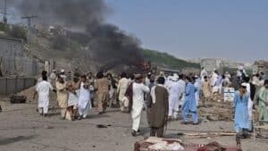 ڈیرہ اسماعیل خان: امان میلہ پولیس چیک پوسٹ پر خودکش  دھماکہ ،  11 افراد شہید