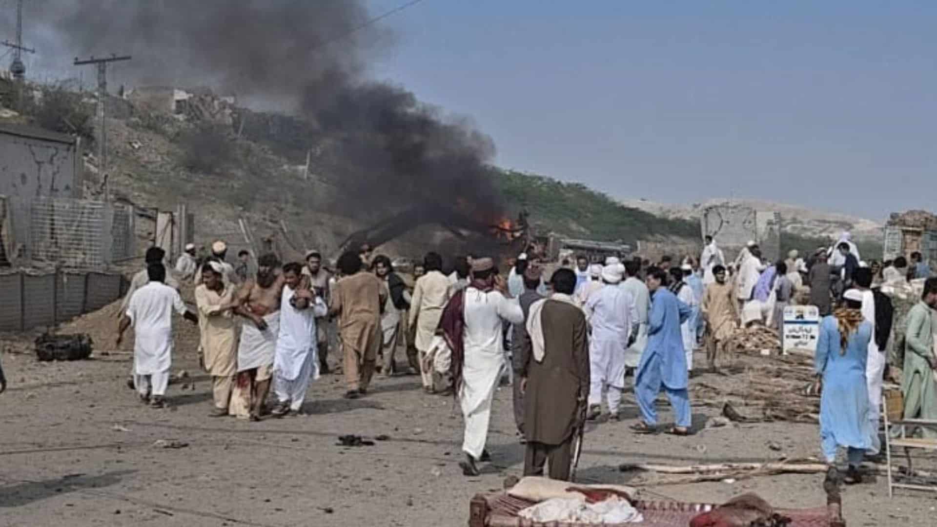 ڈی آئی خان میں ریسکیو 1122 کی ایمبولینس پر حملہ، 2 ریسکیو اہلکار شہید