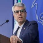 آبنائے ہرمز میں کسی بھی ملک کی فوجی موجودگی جارحیت تصور ہوگی ، ایران