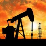 دنیا کی تیل سپلائی خطرے میں؟ عالمی منڈی میں خام تیل کی قیمتوں میں اتار چڑھاؤ