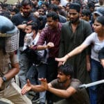بھارتی عوام نے نظام کے خلاف بغاوت کردی؟ سڑکوں پر بڑا احتجاج شروع
