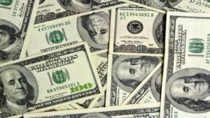 گاڑی کی نمبرپلیٹ نے امریکی شہری کو کروڑپتی بنا ڈالا