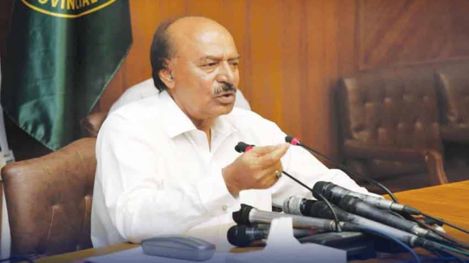 بی آئی ایس پی میں کرپشن کے الزامات، نثار کھوڑو کو شہریوں کے تھپڑ پڑنے کی ویڈیو پھر وائرل