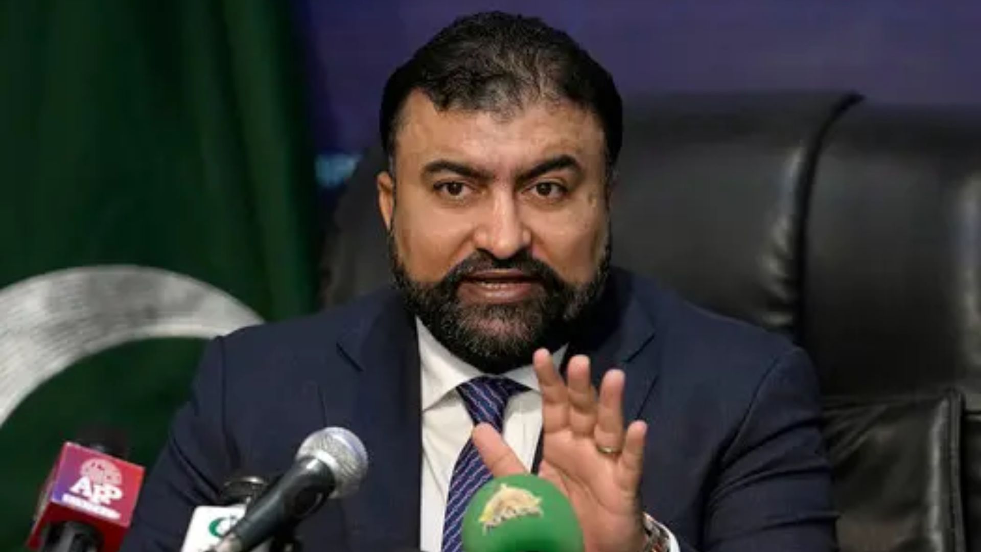 ریاست کے خلاف بندوق اٹھانے والوں سے کسی صورت بات چیت نہیں ہوگی، سرفراز بگٹی