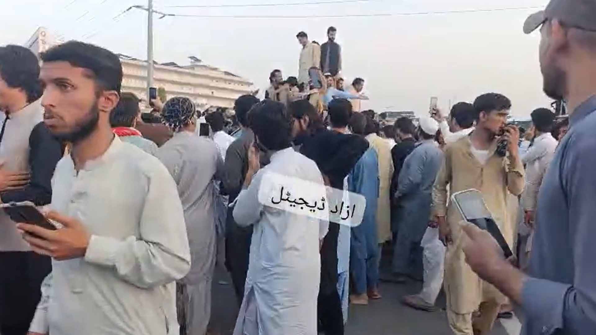 حیات آباد انڈر پاس کی افتتاحی تقریب بدانتظامی کا شکار،سہیل آفریدی افتتاح کیے بغیر روانہ