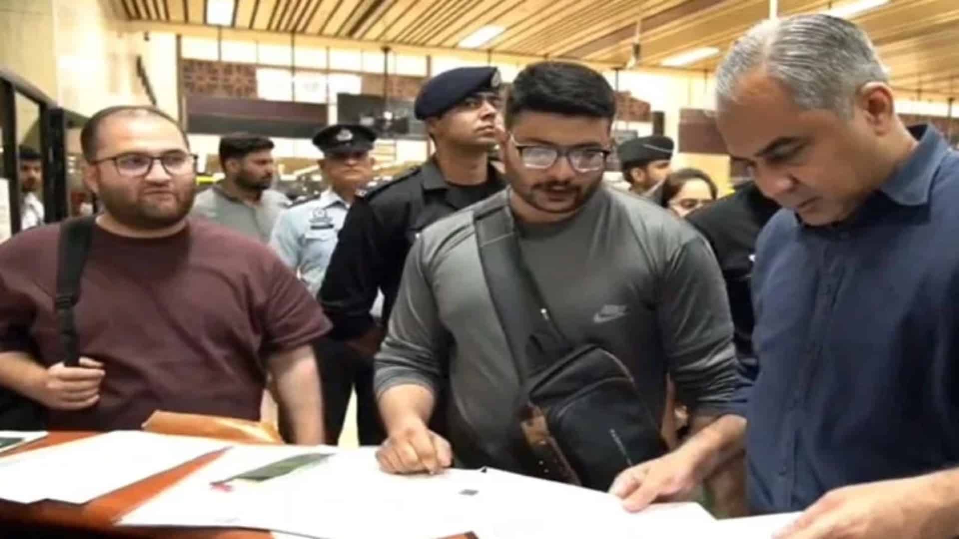 نامکمل سفری دستاویزات پر سفر کی اجازت نہ دی جائے، وزیرداخلہ کا جناح انٹرنیشنل ایئرپورٹ کا دورہ