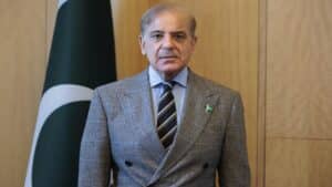 مکہ مکرمہ پر ڈرون حملے کی گھناونی کوشش قابل مذمت، حرمین الشریفین کے تحفظ کیلئے سعودیہ کے ساتھ کھڑے ہیں ، وزیراعظم