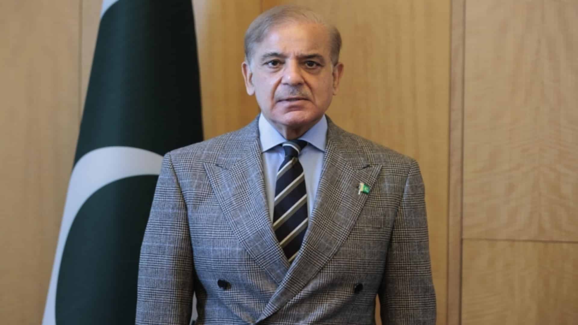 مکہ مکرمہ پر ڈرون حملے کی گھناونی کوشش قابل مذمت، حرمین الشریفین کے تحفظ کیلئے سعودیہ کے ساتھ کھڑے ہیں ، وزیراعظم