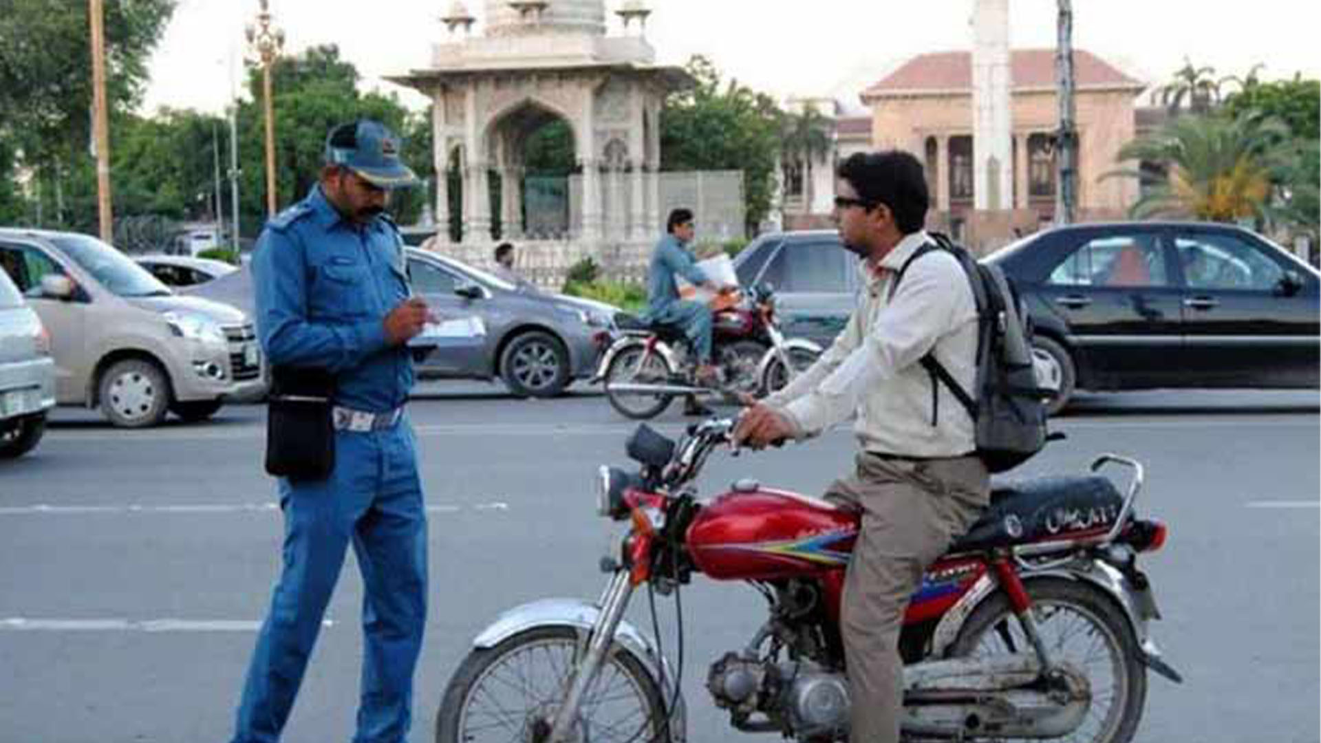 ڈرائیونگ لائسنس کیلئے شرائط سخت کر دی گئیں، آج سے نیا طریقہ کار نافذ