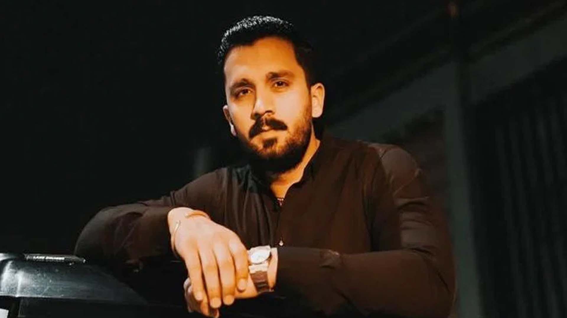رجب بٹ اور ایمان اسد تنازع، سابق اہلیہ کو دوبارہ قانونی نوٹس