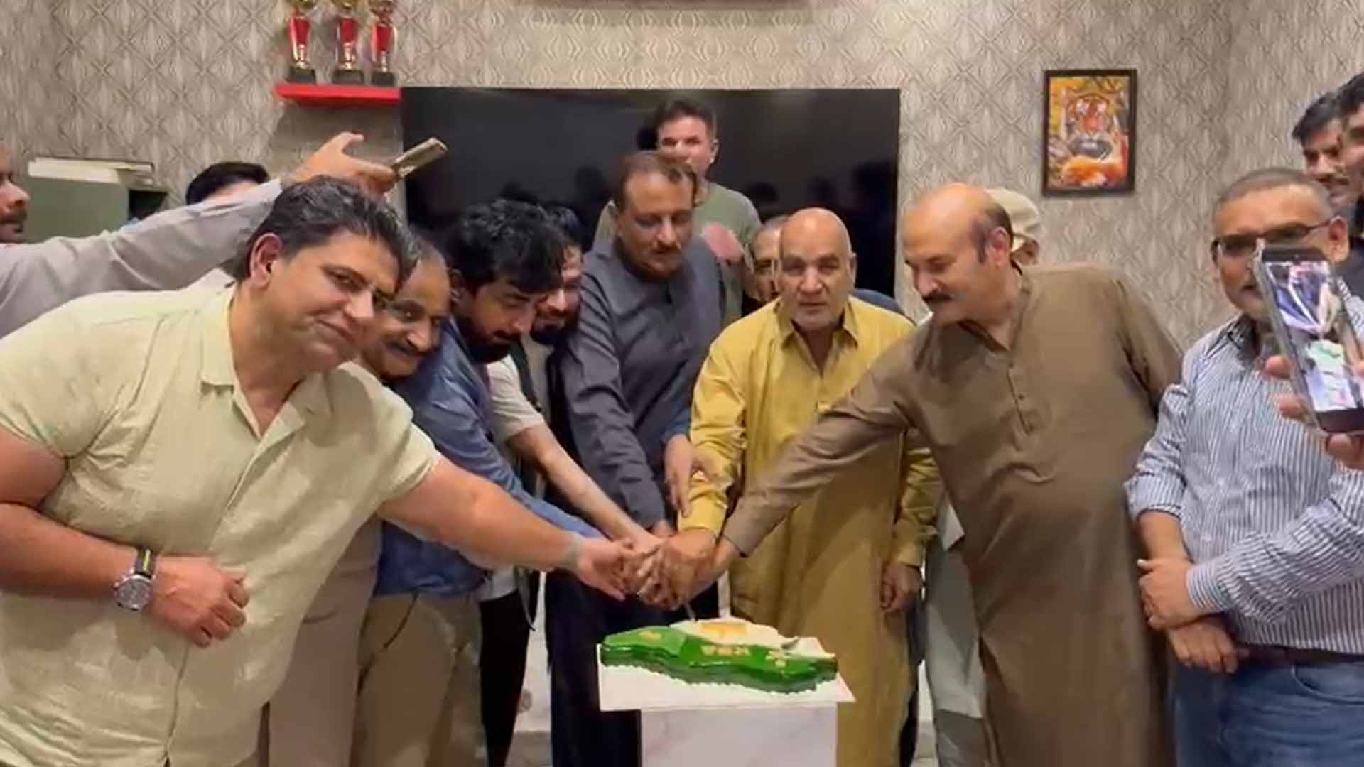 ریاض میں قومی دن کی تقریب،  پاکستانی کمیونٹی کی بھر پور شرکت ،سعودی عرب کی ترقی اور سلامتی کیلئے دعائیں