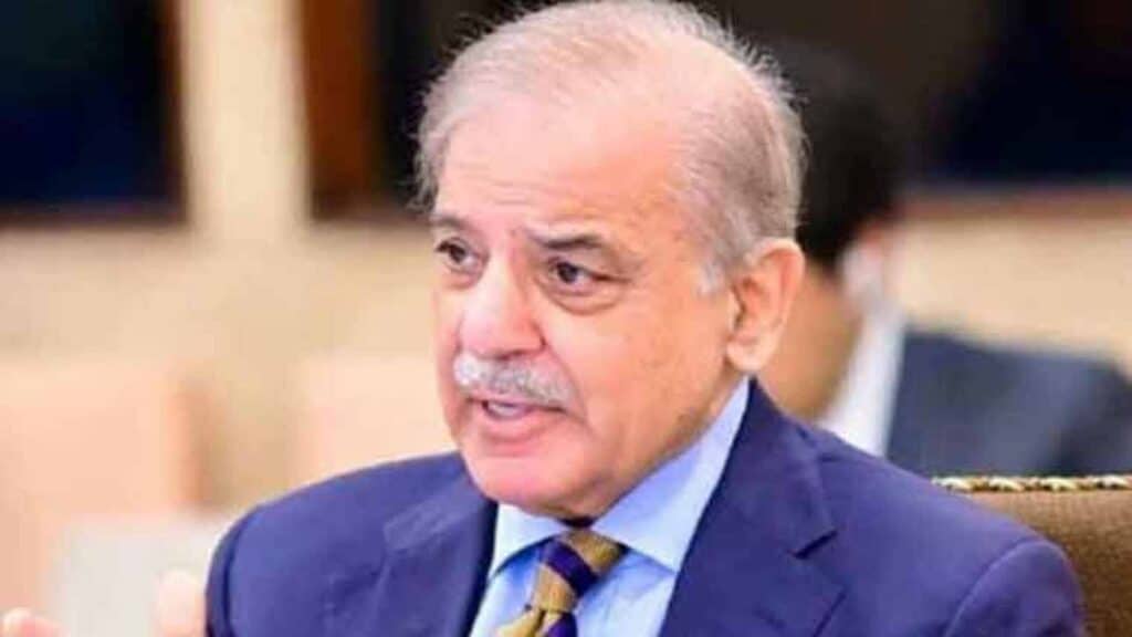 پاکستان کا آئین شہریوں کے بنیادی حقوق کا محافظ ہے، وزیراعظم  کا یوم جمہوریت پر پیغام