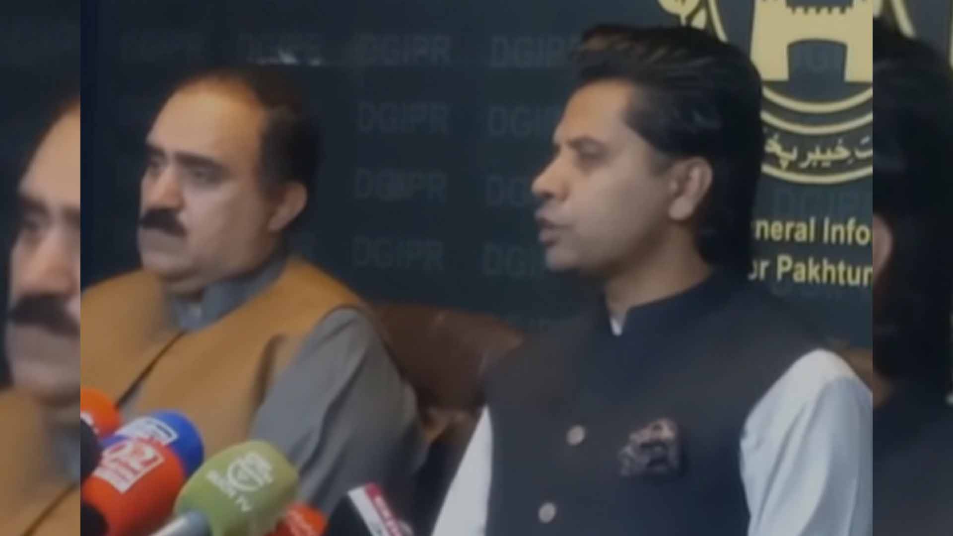 دہشتگردوں کی سہولت کاری یا ایک اور 9 مئی؟شفیع جان  کی گورنر ہائوس کے گھیرائو کی دھمکی