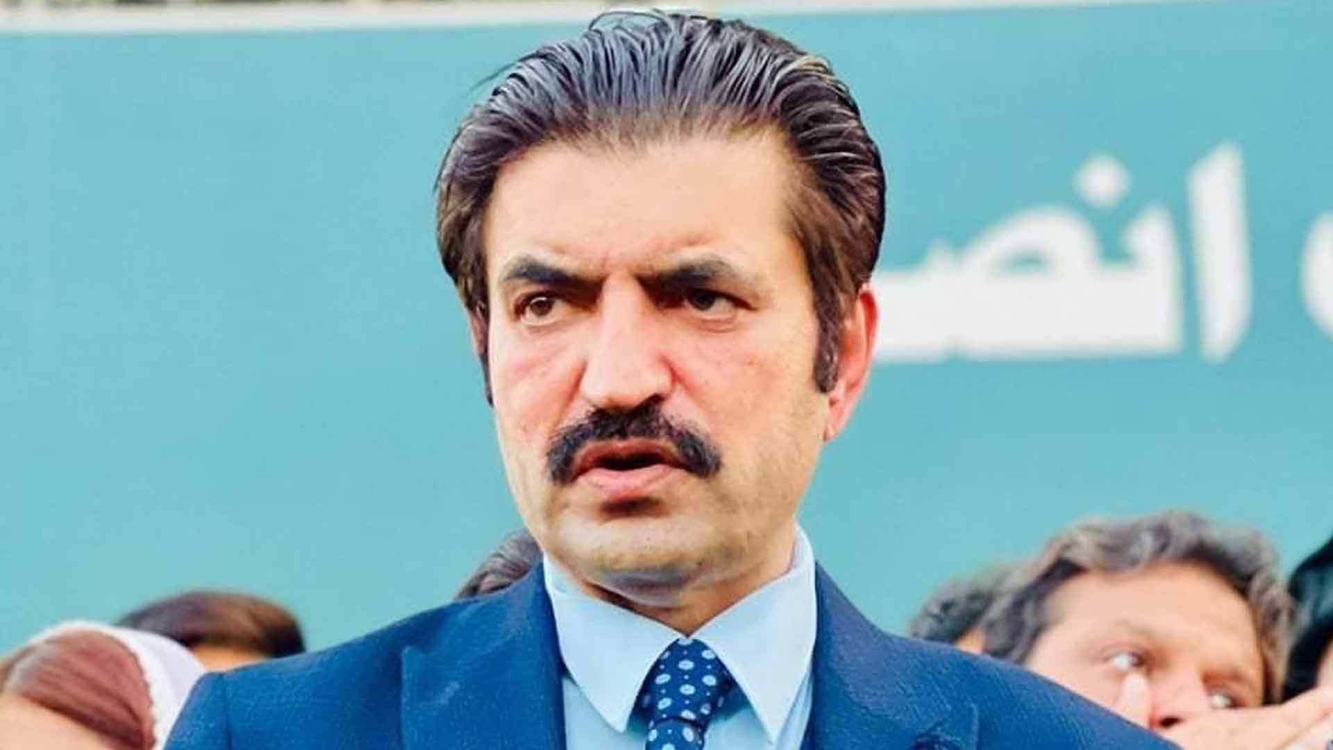 اغوا برائے تیرہ منٹ پہلی بار سنا، شیر افضل مروت کا سہیل آفریدی کے دعوے پر تبصرہ