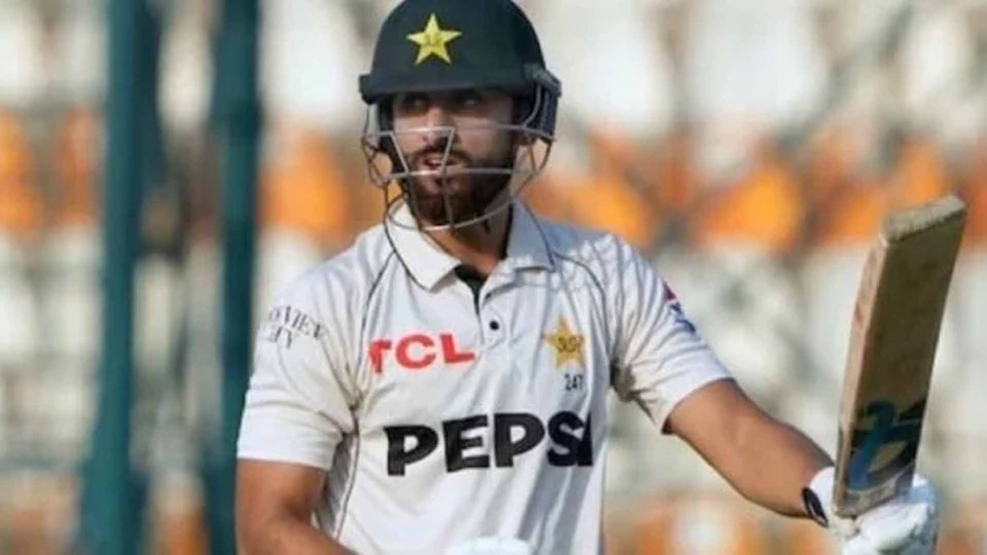 ٹیسٹ میں ناکام سلمان علی آغا کی ڈومیسٹک کرکٹ میں شاندار واپسی، ٹرپل سنچری بنا ڈالی
