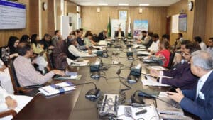 سرکاری ملازمین کی تنخواہوں میں مہنگائی کے حساب سے سالانہ اضافے کی سفارش