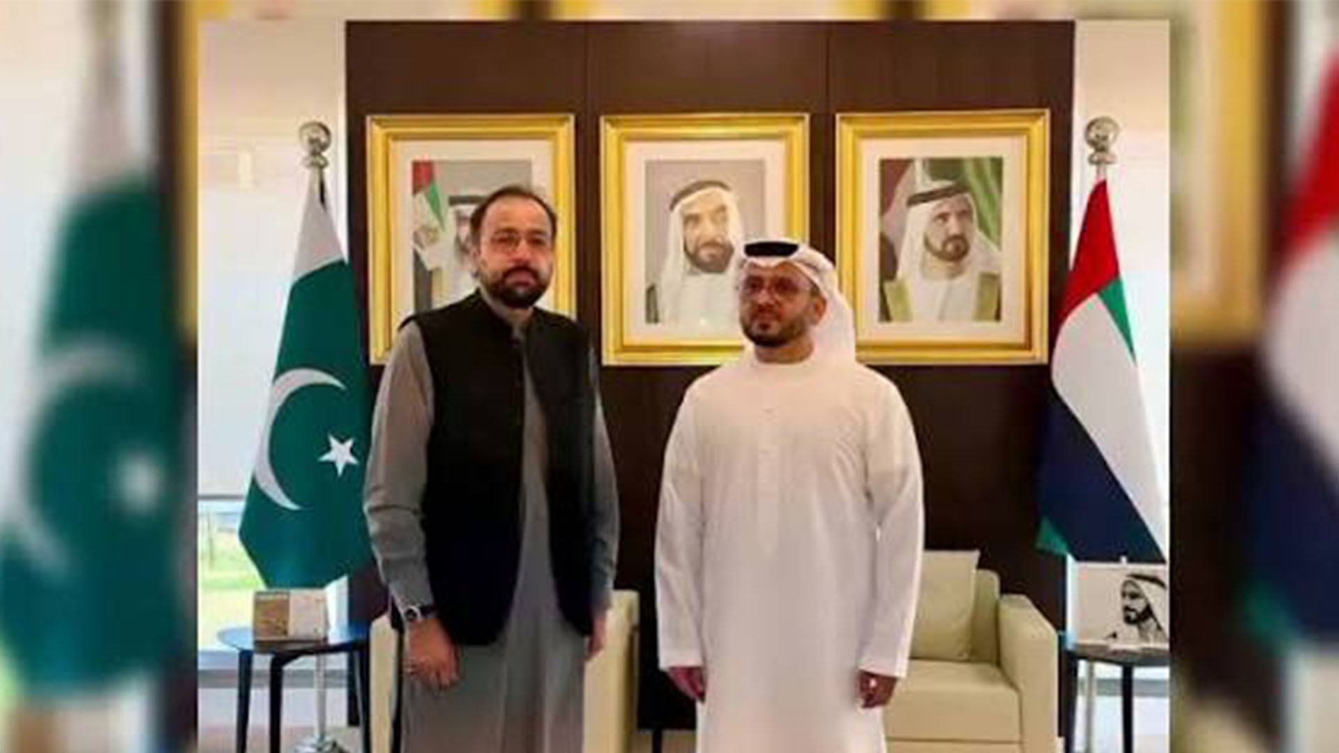 دوبئی میں نوکری کے خواہشمند پاکستانیوں کے لیے خوشخبری ، بڑا اتفاق