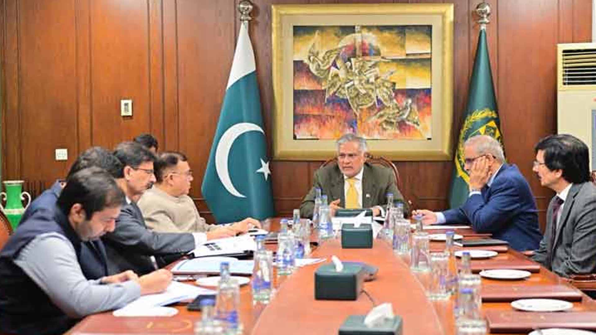 ملک میں چینی کے وافر ذخائر موجود،کرشنگ سیزن تک ضرورت پوری ہوگی،اسحاق ڈار