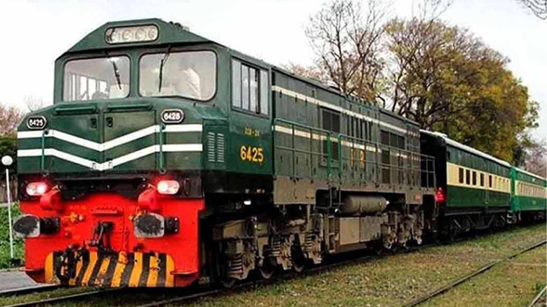 بلوچستان سے اندرون ملک ٹرین سروس 2 روز کیلئے معطل، جعفر ایکسپریس بھی منسوخ