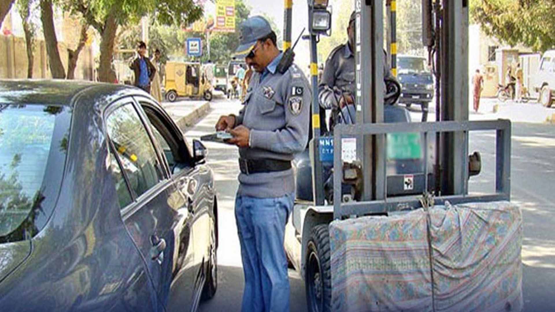 موٹر سائیکل سوار اور گاڑیاں مالکان خبردار، 15 دن کی مہلت