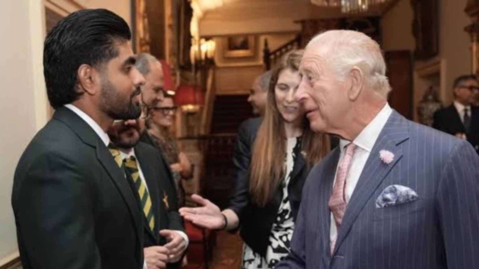 بابر اعظم کی کنگ چارلس سے ملاقات، آج اصلی کنگ سے مل کر بہت اچھا لگا