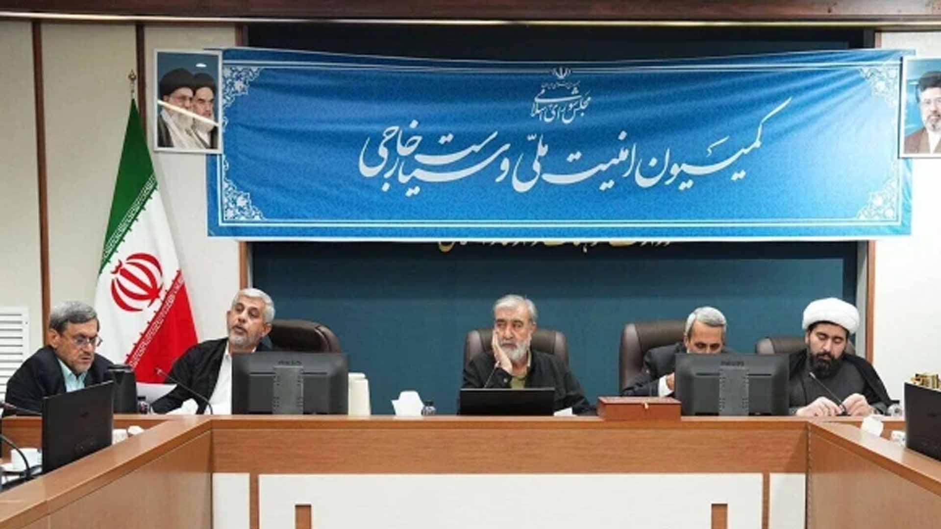 مجتبیٰ خامنہ ای نے والد کا فتویٰ معطل کر دیا؟  ایرانی قومی سلامتی کمیٹی کا بڑا بیان سامنے آگیا