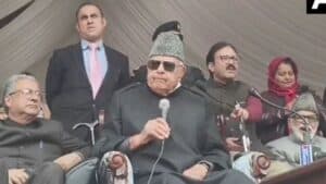 بھارتی بیانیہ زمین بوس ہو گیا! پاکستان ہی کشمیریوں کا سچا محافظ ہے، مقبوضہ کشمیر کے سابق وزیراعلیٰ فاروق عبداللہ کا اعتراف