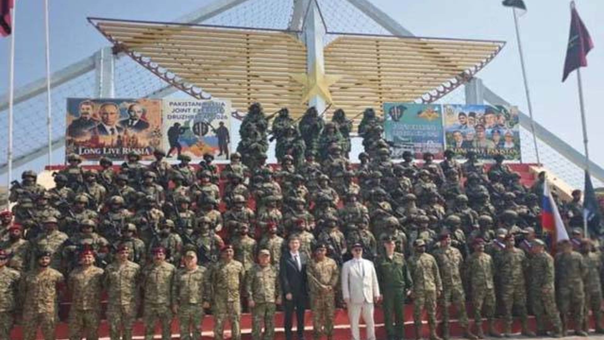 روس اور پاکستان کی اسپیشل فورسز کی مشترکہ ’’دروژبہ‘‘ مشقیں مکمل، اختتامی تقریب چراٹ میں منعقد