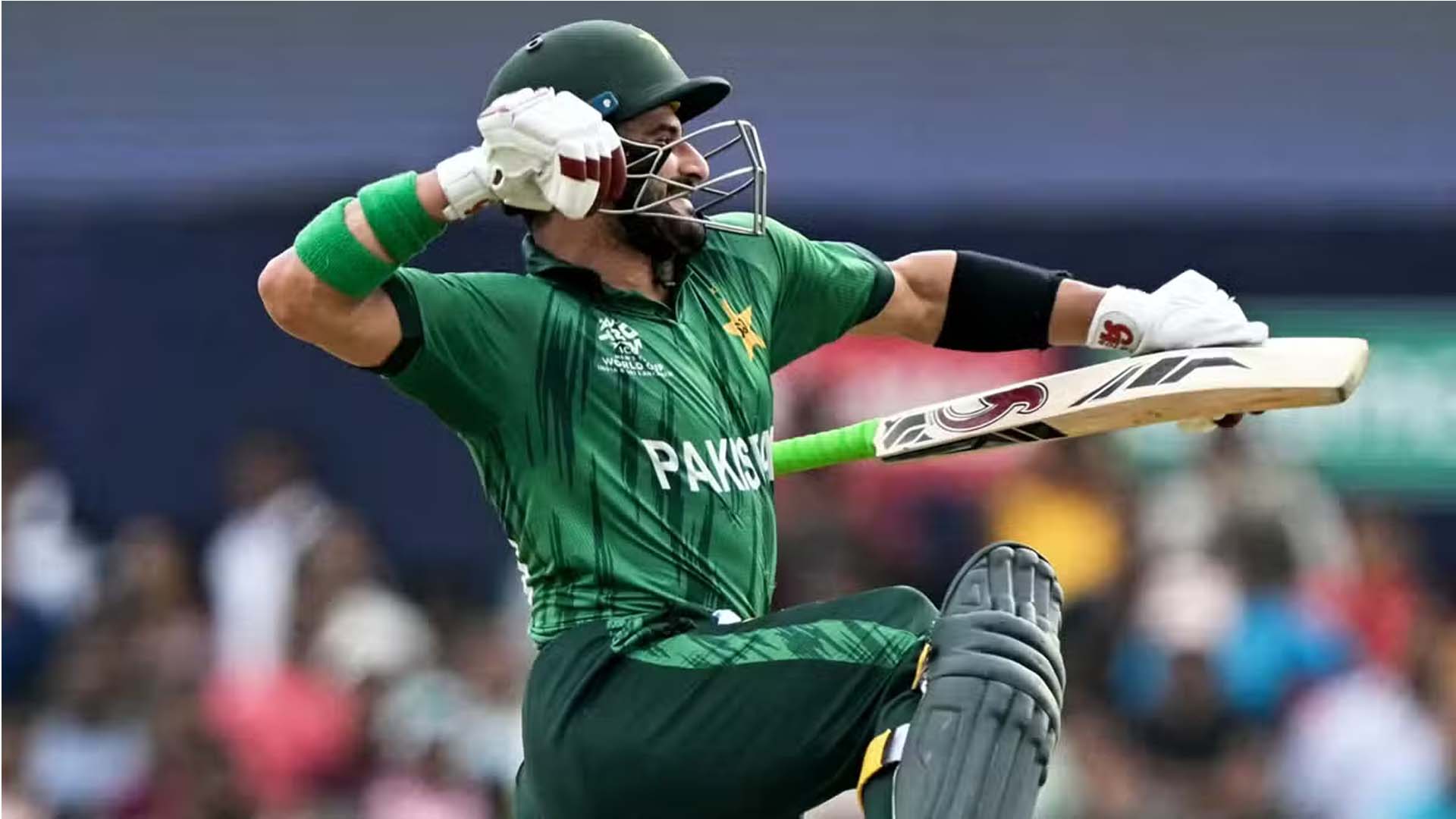 صاحبزادہ فرحان نے ویرات کوہلی کو بھی پیچھے چھوڑ دیا، اہم ریکارڈ اپنے نام کر لیا