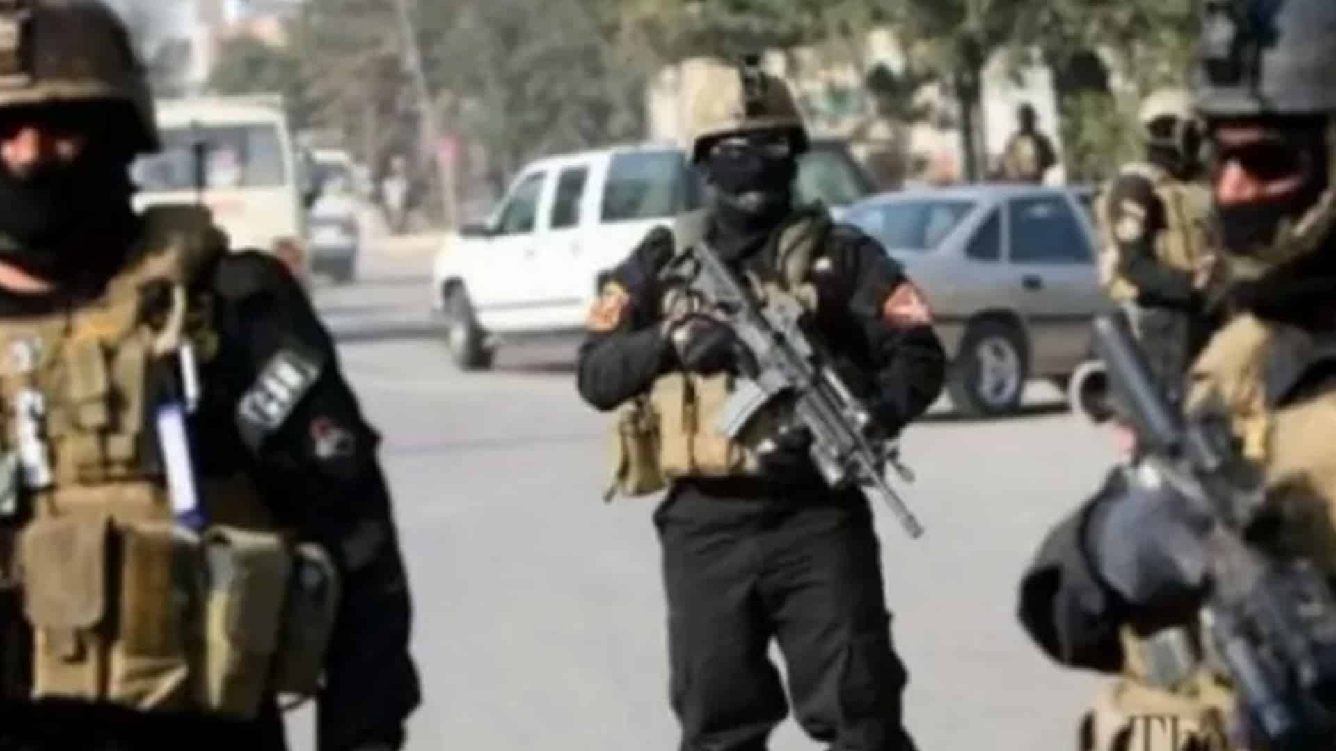 ضلع کرک میں ’پی ٹی آئی‘ لانگ مارچ کے دوران پولیس پارٹی پر حملہ، ایس ایچ او سمیت 2 اہلکار شہید