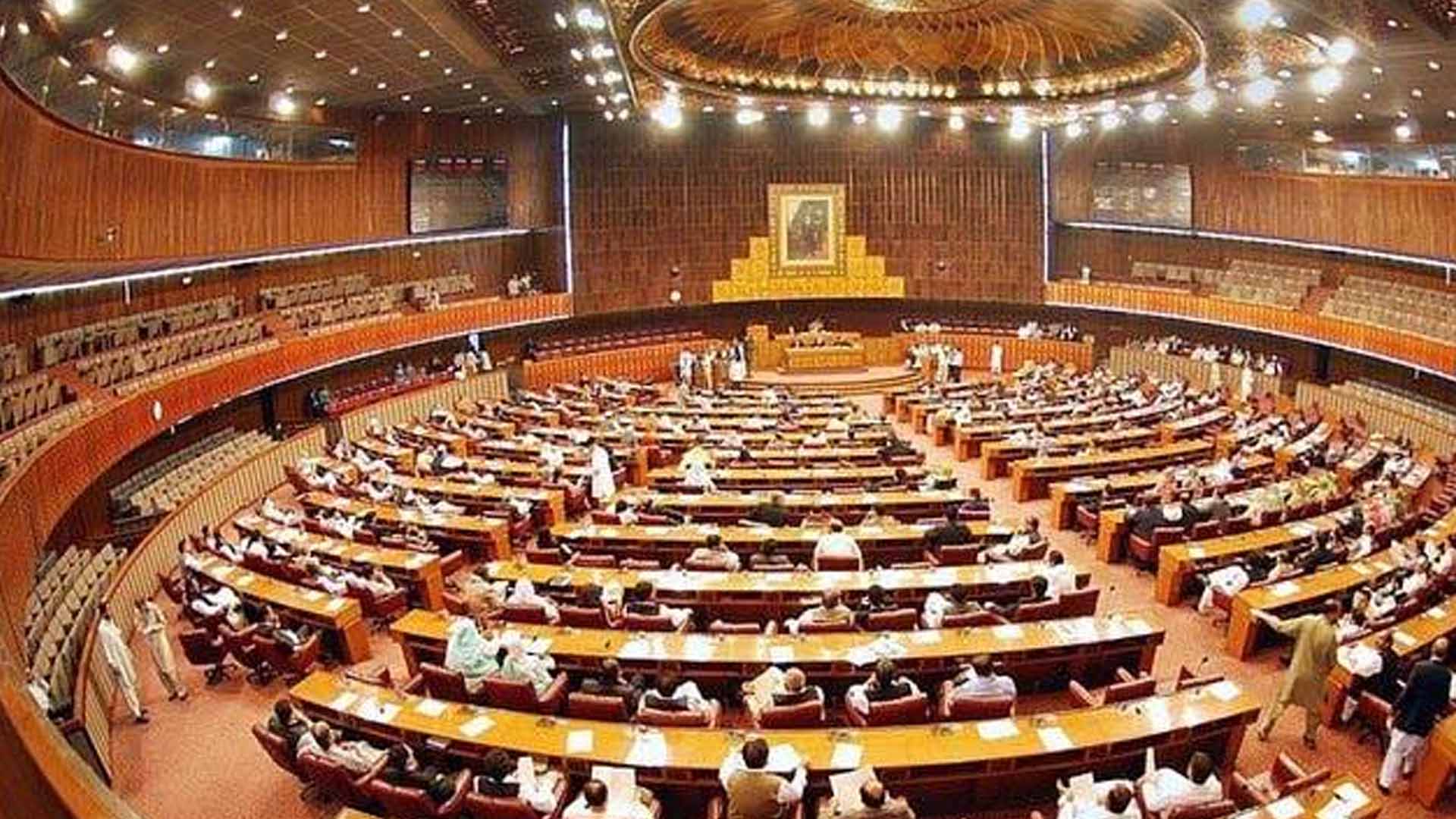 ایمرجنسی کی پارلیمانی توثیق، قومی اسمبلی اور سینیٹ میں آج قراردادیں پیش ہوں گی