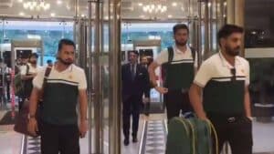 ٹرائی سیریز کا میلہ سجنے کو تیار، قومی کرکٹ ٹیم لاہور پہنچ گئی
