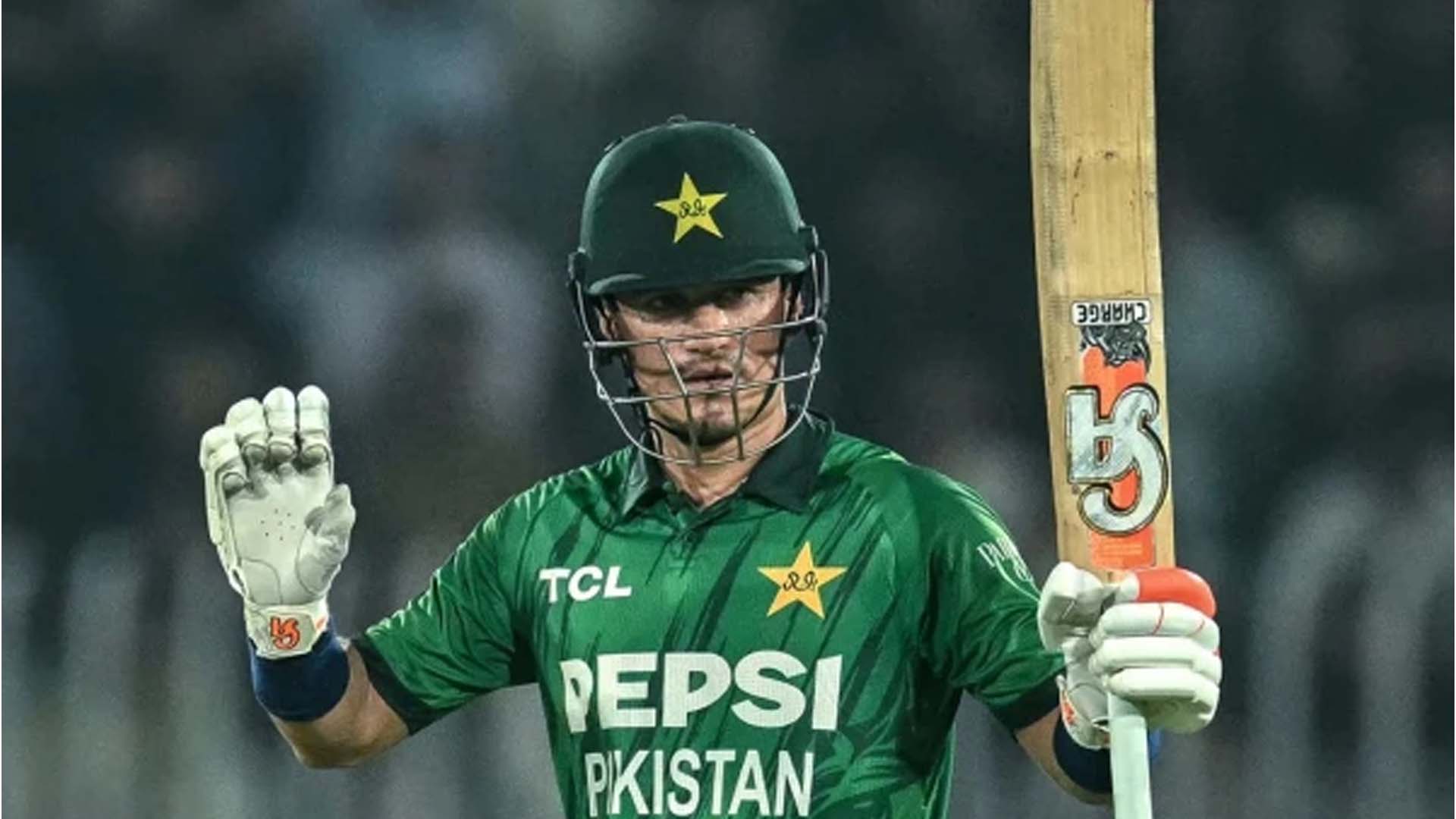 پہلا ٹی ٹوئنٹی میچ، پہلی نصف سنچری، معاذ صداقت نے دھاک بٹھا دی
