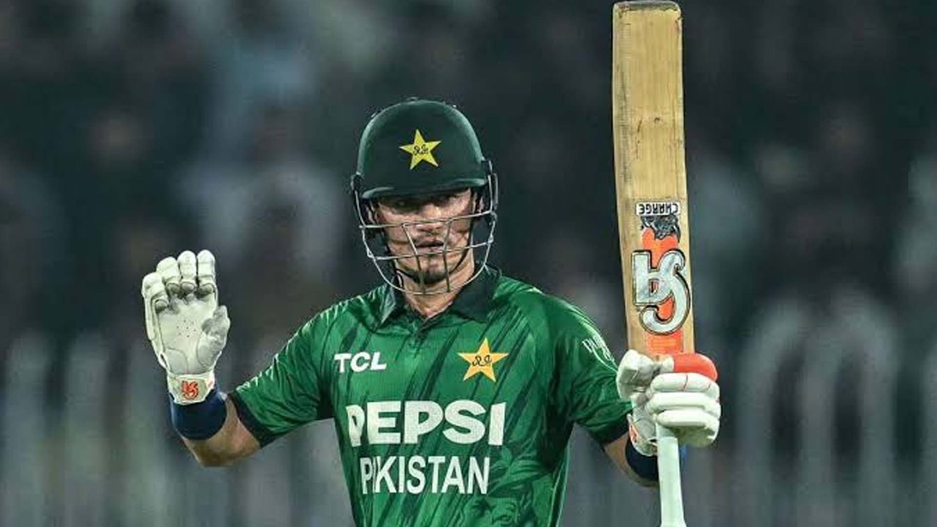 معاذ صداقت کی رینکنگ میں بڑی چھلانگ، 187 درجے ترقی کرگئے