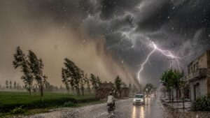 خیبرپختونخوا میں کل سے 15 اکتوبر تک بارشوں اور برفباری کی پیشگوئی