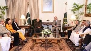 خیبر پختونخوا میں گورنر راج اور ایمرجنسی کے بعد اہم مشاورت، وزیراعظم نے اتحادیوں کا اجلاس کل طلب کرلیا