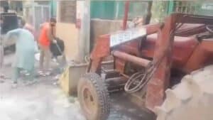 نحوست کا دور ختم ، پشاور میں 13 سا لہ غلاظت کا خاتمہ شروع