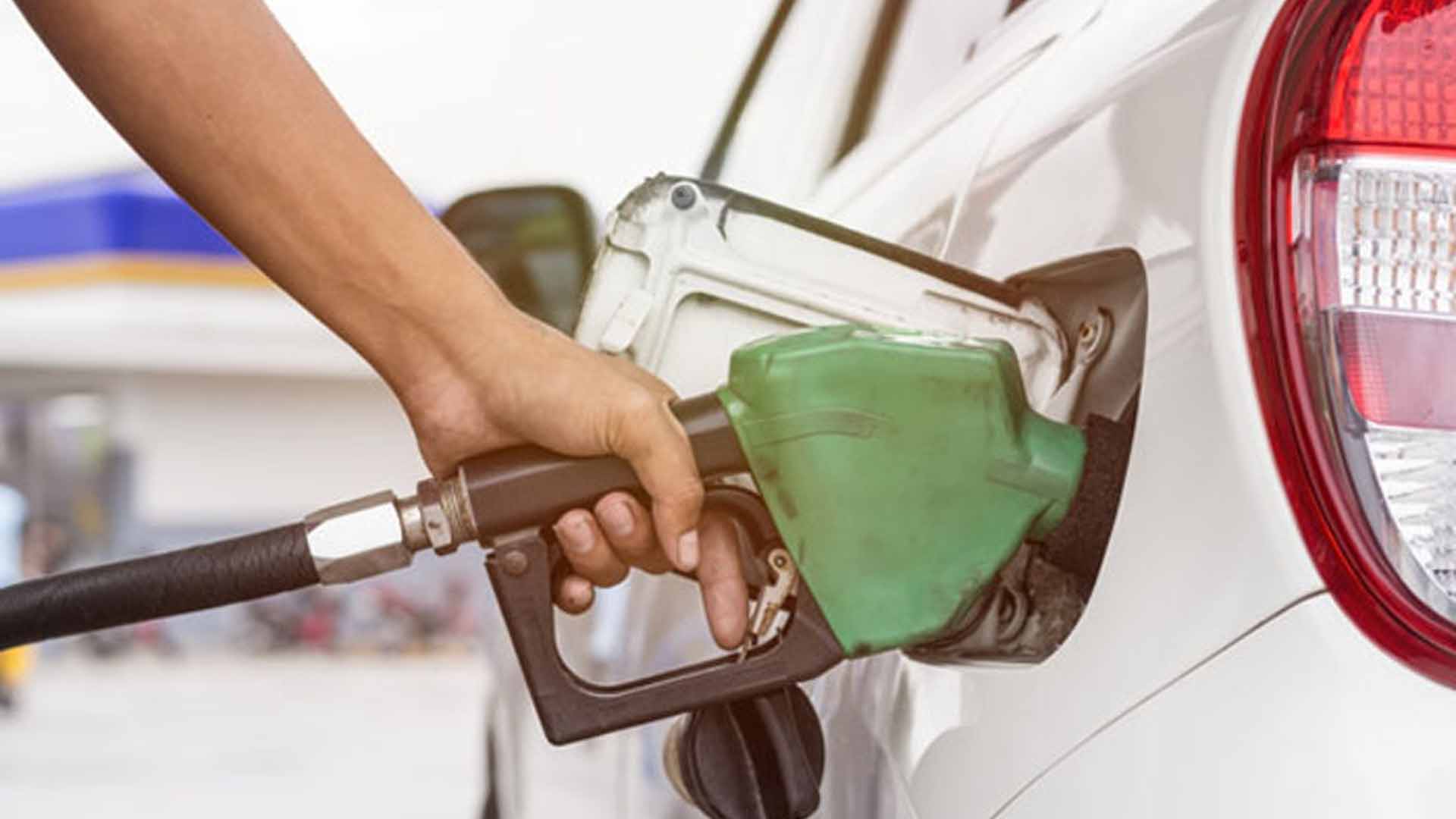 حکومت نے پیٹرول کی نئئی قیمتوں کا اعلان کر دیا ، نوٹیفکیشن جاری