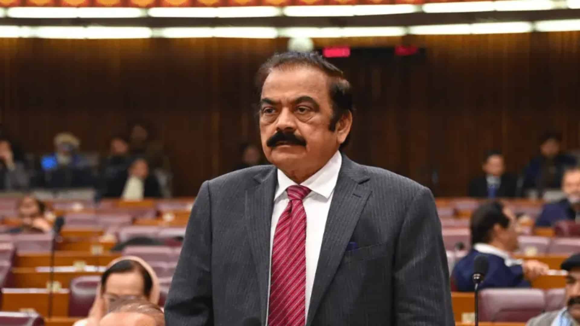 خیبرپختونخوا میں 13 سالہ تباہی کے بعد بھی انا ختم نہیں ہوئی! رانا ثنا اللہ کی اپوزیشن پر سخت تنقید