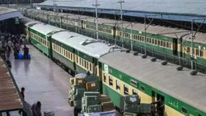 حکومت نے ٹرین پر سفر کرنے والوں کو بڑی خوشخبری سنادی