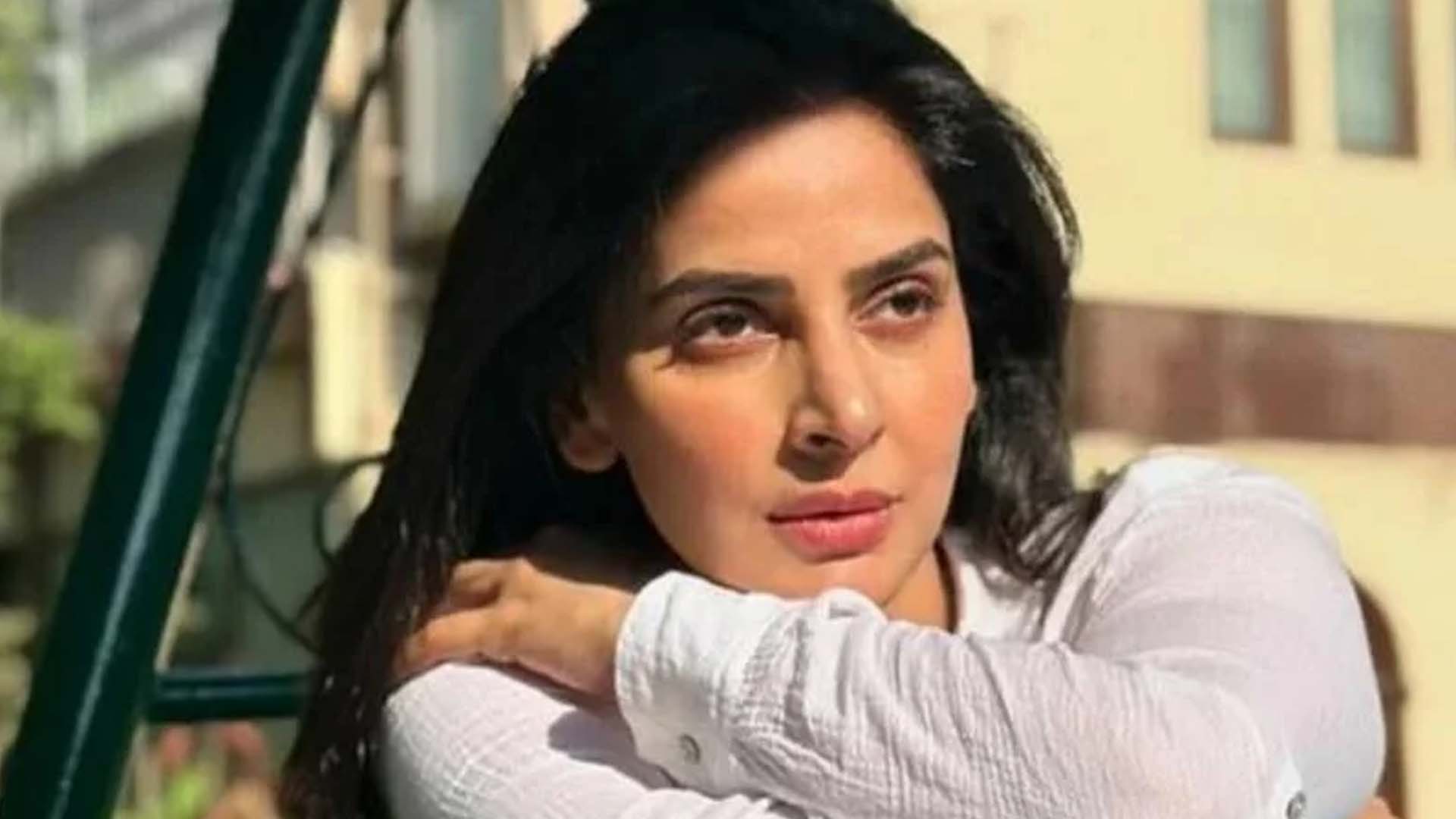 صبا قمر کی طبیعت کیوں خراب ہوئی؟ اداکارہ نے خود وجہ بتادی