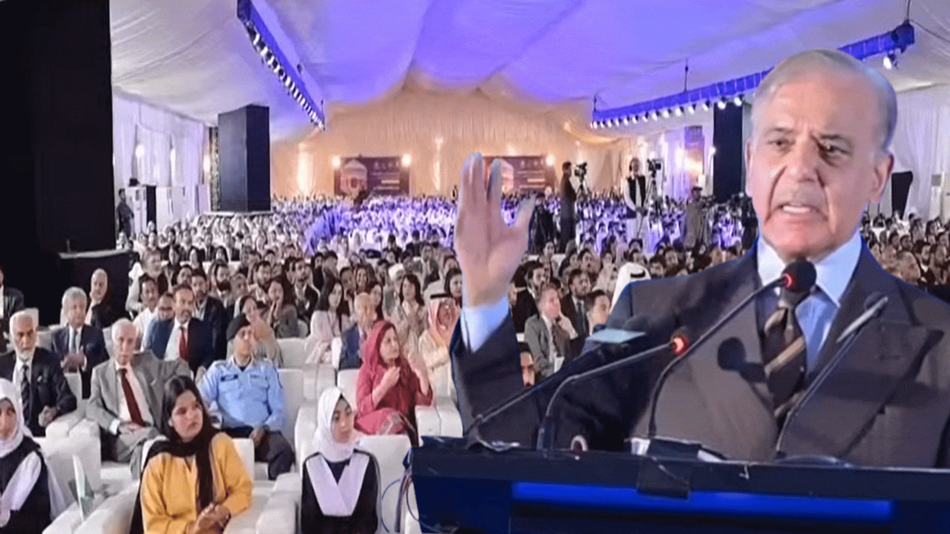 دانش اسکول کا جال پورے ملک میں پھیلے گا، کوئی پختون، بلوچی، سندھی، پنجابی، کشمیری تعلیم سے محروم نہیں رہے گا، وزیراعظم شہباز شریف کا بڑا اعلان
