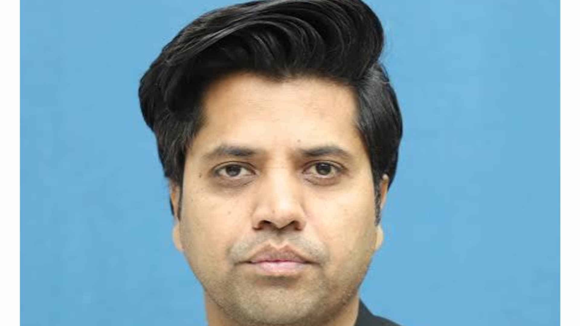 گورنر راج،ایمرجنسی کا خوف، شفیع جان نے سکیورٹی ہٹانے کا نیا ناٹک شروع کر دیا