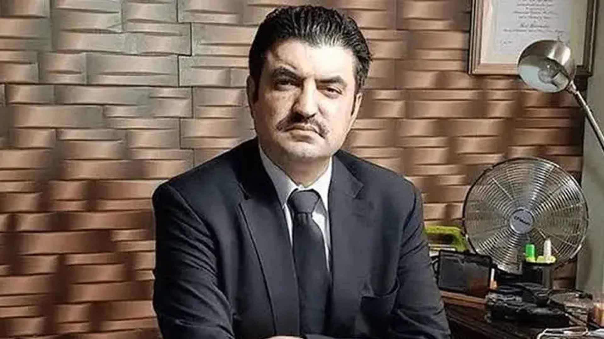 شیر افضل مروت نے پی ٹی آئی کے بخیے ادھیڑ دیے،اقتدار میں مال بنانے والوں کا کچا چٹھا کھول دیا
