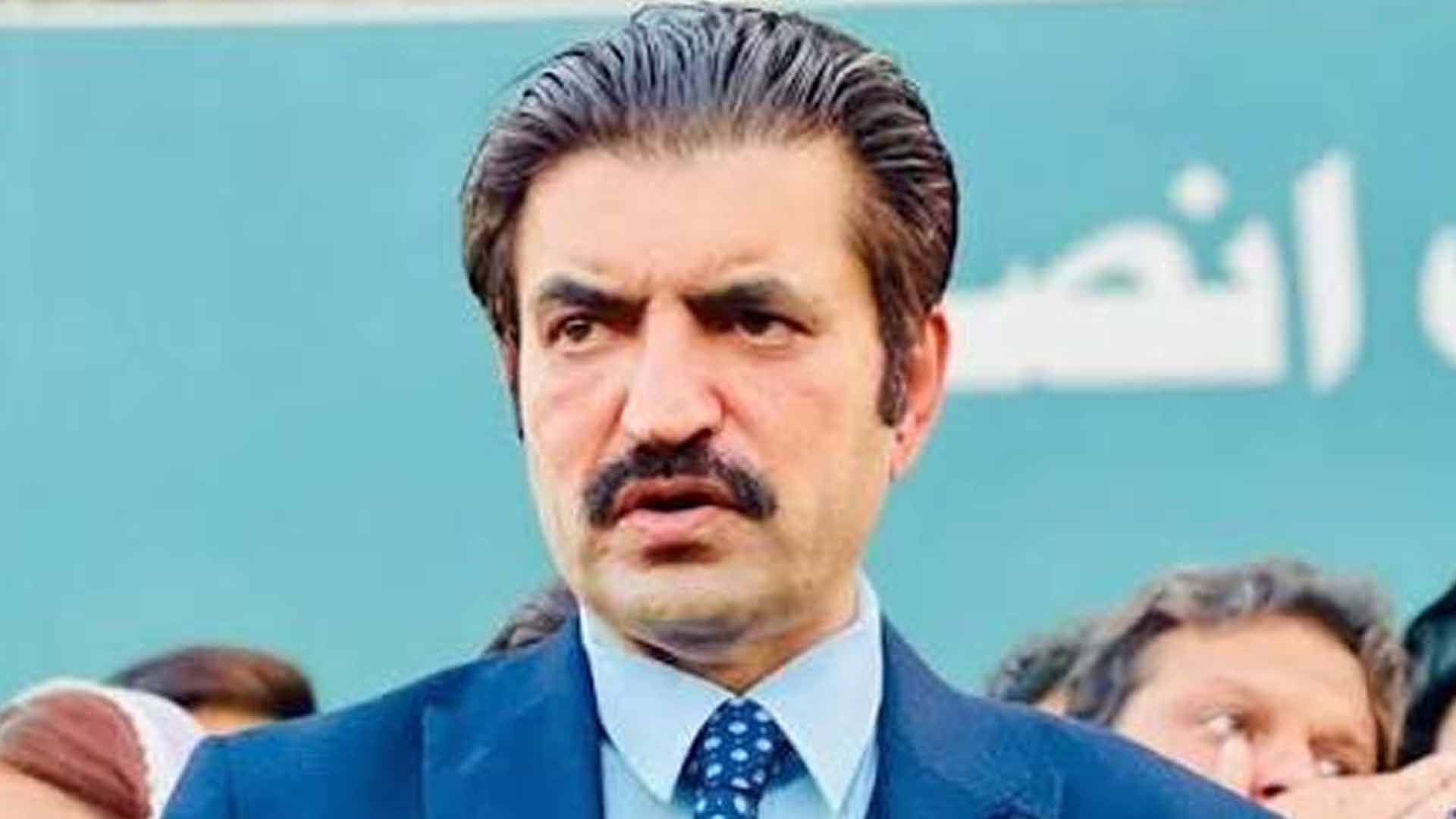 کے پی حکومت اب ان کے ہاتھ میں نہیں، شیر افضل مروت نے تصادم کے بجائے گرفتاریوں کی پیشگوئی کر دی