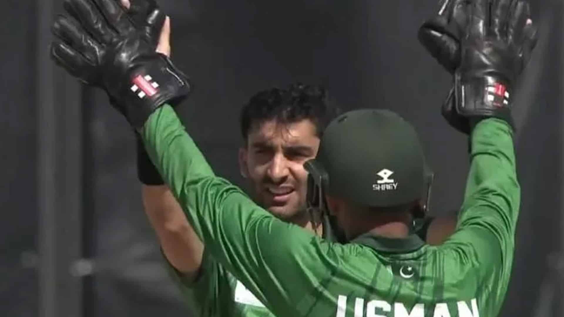 ایشین گیمز میں پاکستان چھا گیا، سیمی فائنل میں سفیان مقیم کی تباہ کن بولنگ، عبدالصمد کے کرارے چھکے، بنگلادیش کو 6 وکٹوں سے شکست