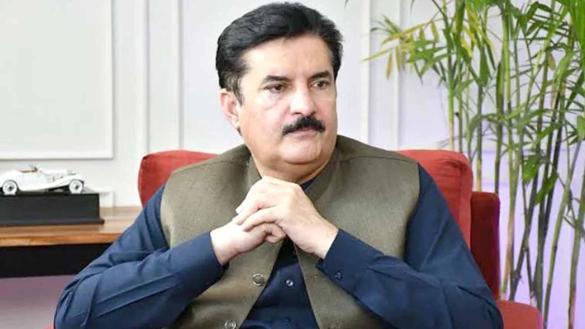 “ناچنے والے گھوڑے میدان میں نہیں دوڑتے”  فیصل کریم کنڈی نے سہیل آفریدی کو آڑے ہاتھوں لے لیا